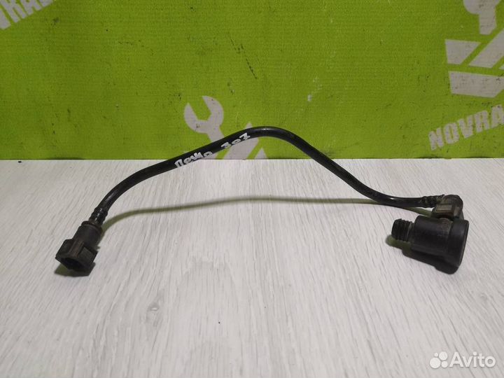 Трубка вакуумная Пежо 307