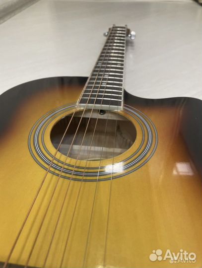 Гитара акустическая