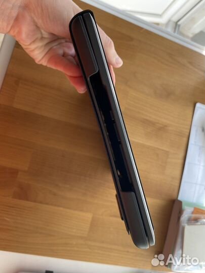 Logitech iPad чехол-клавиатура slim folio