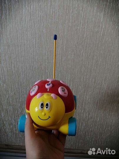 Божья коровка игрушка с пультом управления