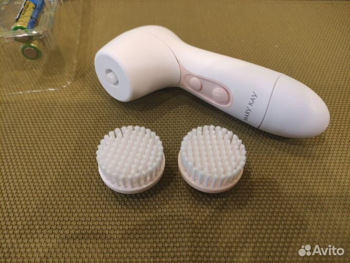 Щётка для очищения лица