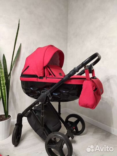 Коляска Adamex Chantal 3 в 1