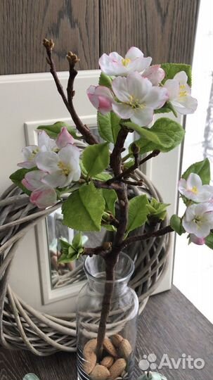 Ветка цветущей яблони.Холодный фарфор