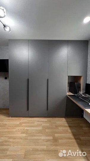 Шкаф в прихожую