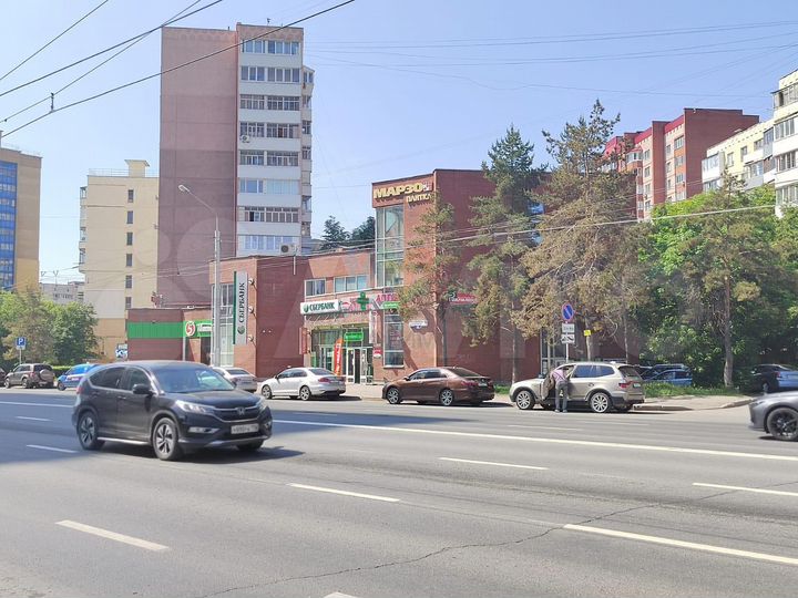 Офис 176 кв.м. с отдельной входной группой