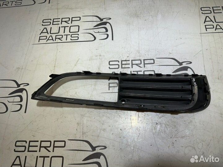 Накладка противотуманки левая Opel Insignia G09