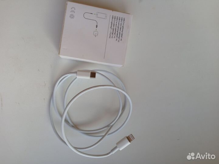 Зарядка на iPhone шнур