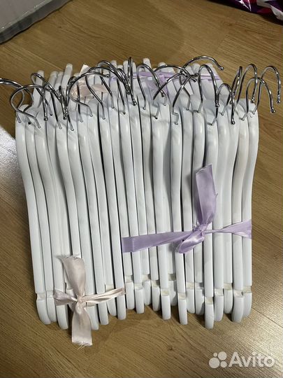 Вешалки плечики деревянные