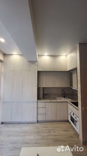 Продам кухню