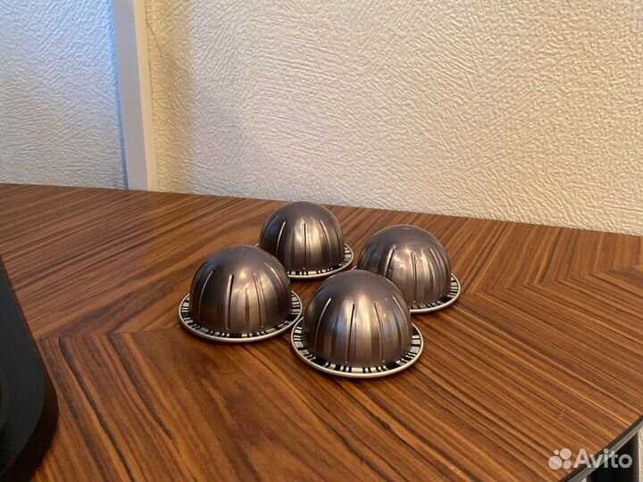 Кофемашина nespresso vertuo next +4 капсулы