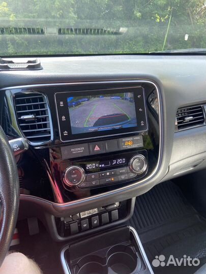 Mitsubishi Outlander 2.0 CVT, 2018, 180 000 км