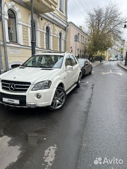 Mercedes-Benz M-класс AMG 6.2 AT, 2010, 200 600 км