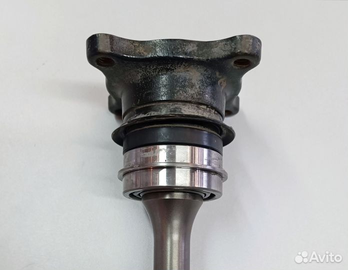 Вторичный вал с подшипником и муфтой 0819-053