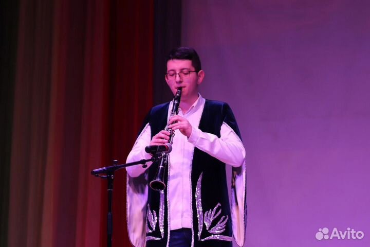 Диджей с оборудованием на ваше мероприятие