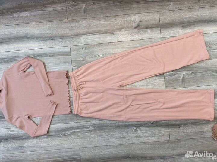 Женские вещи