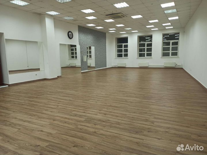 Танцевальный зал 120 кв.м - центр