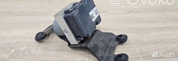 Блок абс, P68352226AA Chrysler Pacifica 2017- года