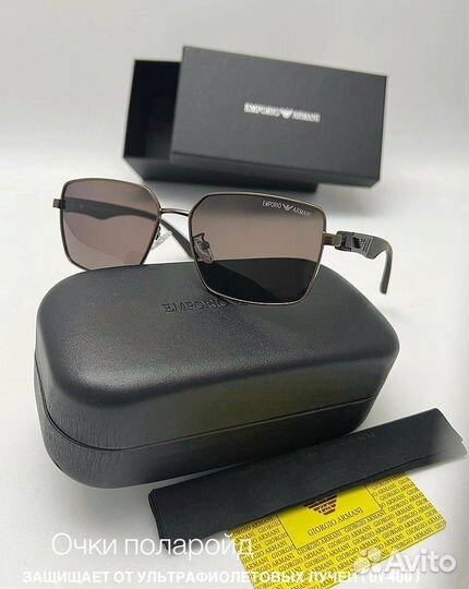 Солнцезащитные очки emporio armani polaroid