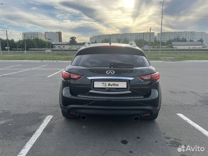 Infiniti FX35 3.5 AT, 2009, 70 000 км