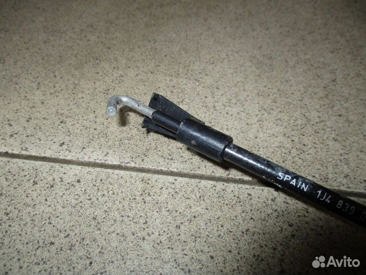 Замок двери передней правой Skoda Octavia 1 (1U)