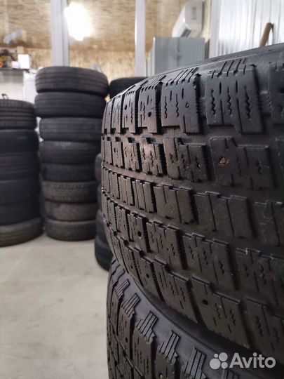 Cooper Weather-Master S/T 2 225/65 R17 19B