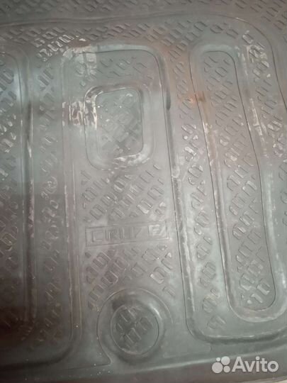 Коврик в багажник Шевроле cruze