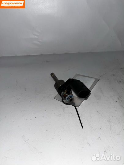 Форсунка топливная Volkswagen Golf 5 (2003 - 2009)