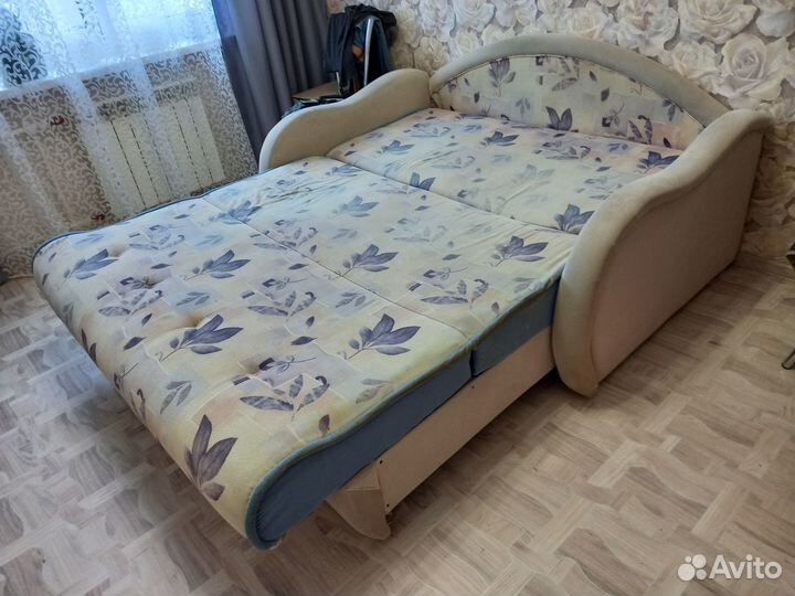 Продам диван