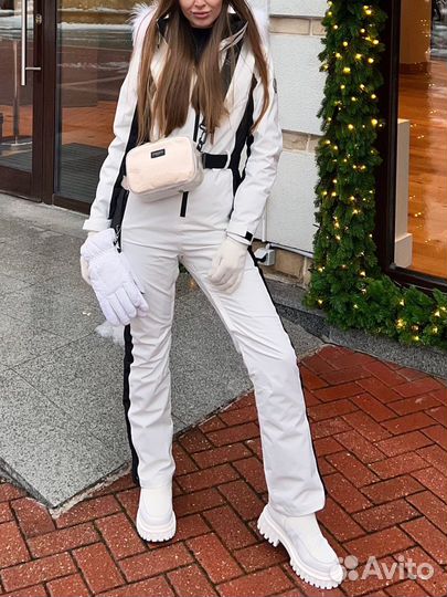 Горнолыжный комбинезон