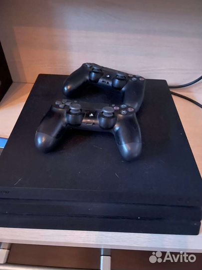 Sony PS4 pro 1tb