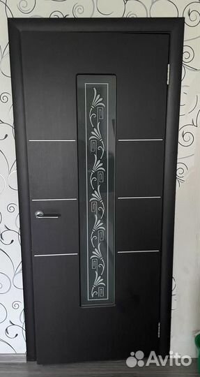 Двери межкомнатные с коробкой бу 3 шт