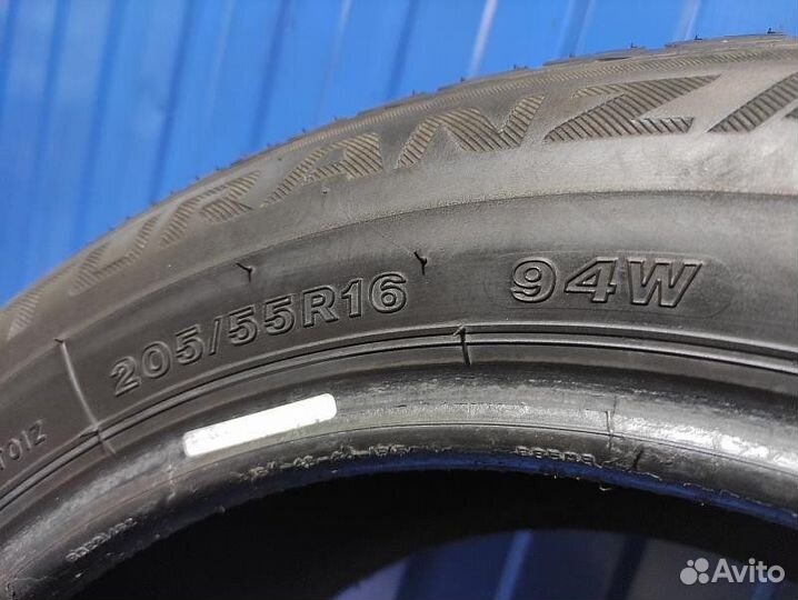 Bridgestone Turanza T001 205/55 R16