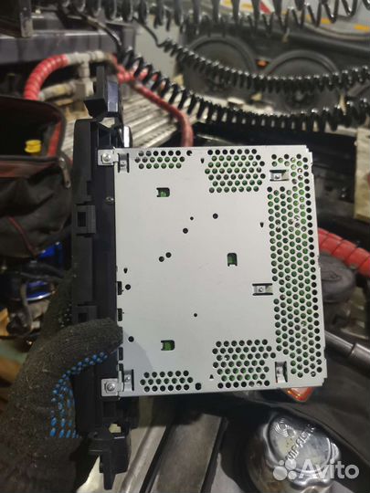 Автомобильный магнитофон