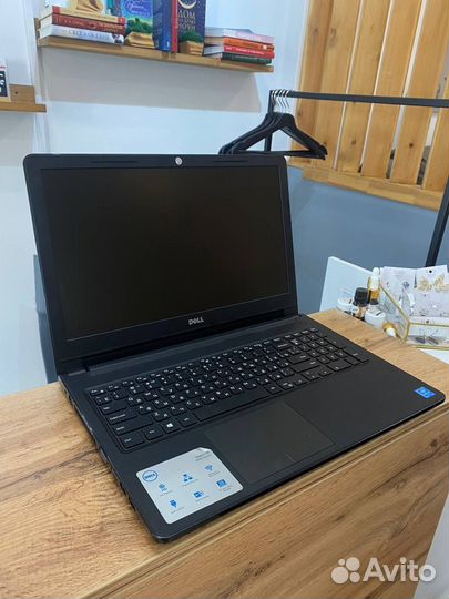 Ноутбук dell vostro 15