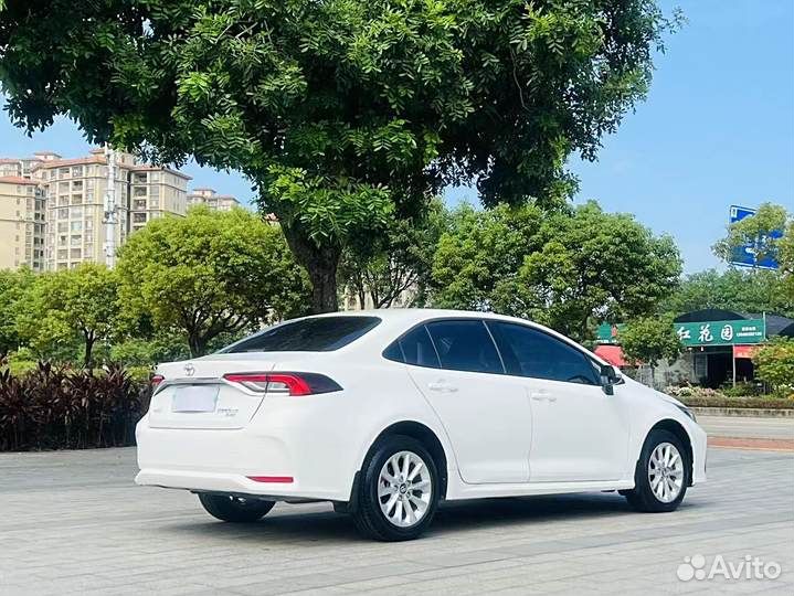 Toyota Corolla 1.2 CVT, 2021, 32 000 км