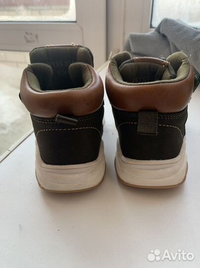 Ботинки весенние для мальчика 22