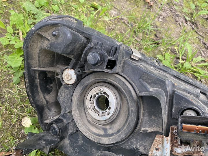 Фара левая на mitsubishi lancer 10 бу