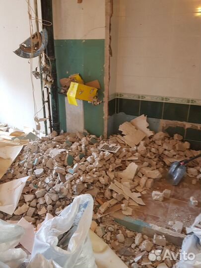 Демонтаж стен / полов / перегородок