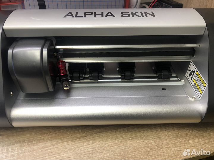 Наклейка гидрогелевой пленки