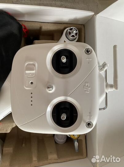 Квадрокоптер dji