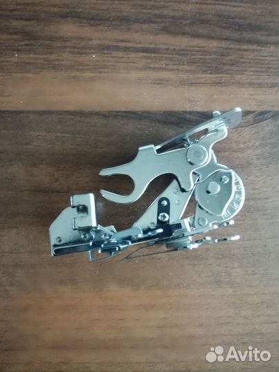 Руфлер.Лапка для складок-сборки