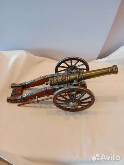 Макет пушки французской артелерии
