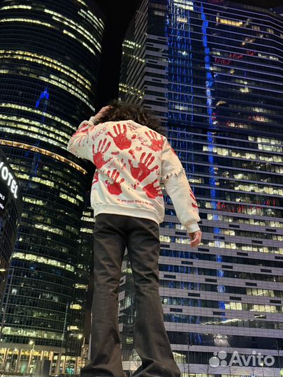 Свитшот tene lucem (XL)