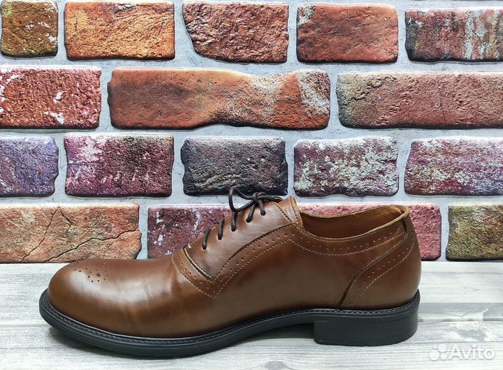 Мужские летние туфли стиль броги