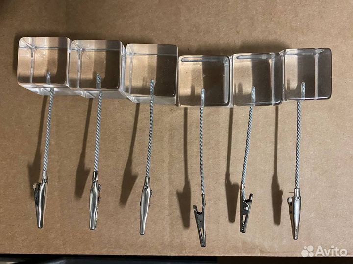 Держатели для визиток рекламы