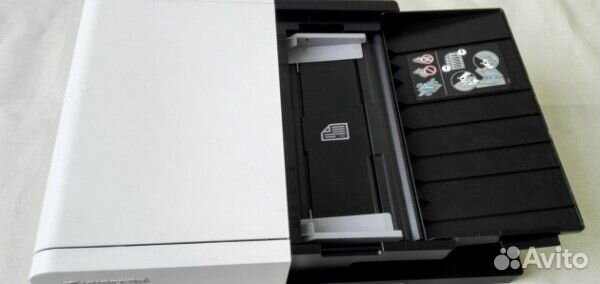 Kyocera m2040dn автоподатчик. Kyocera 2040 автоподатчик. Автоподатчик Kyocera 2135. Kyocera m2040 шарнир автоподатчика. 302s393010.