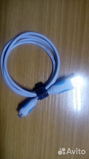 Кабель USB - micro USB для зарядки смартфона