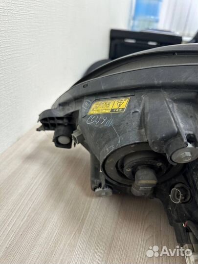 Фара Toyota Brevis 81110-51061, правая передняя JC