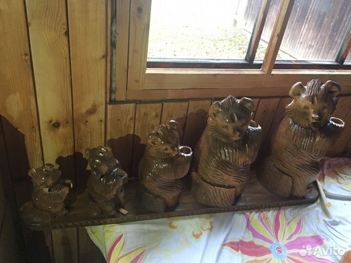 Деревянные статуэтки