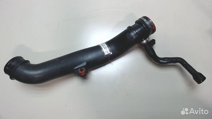 Патрубок интеркулера Chrysler 300C, 2006